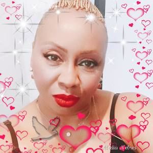 Meet your Posher, Romana